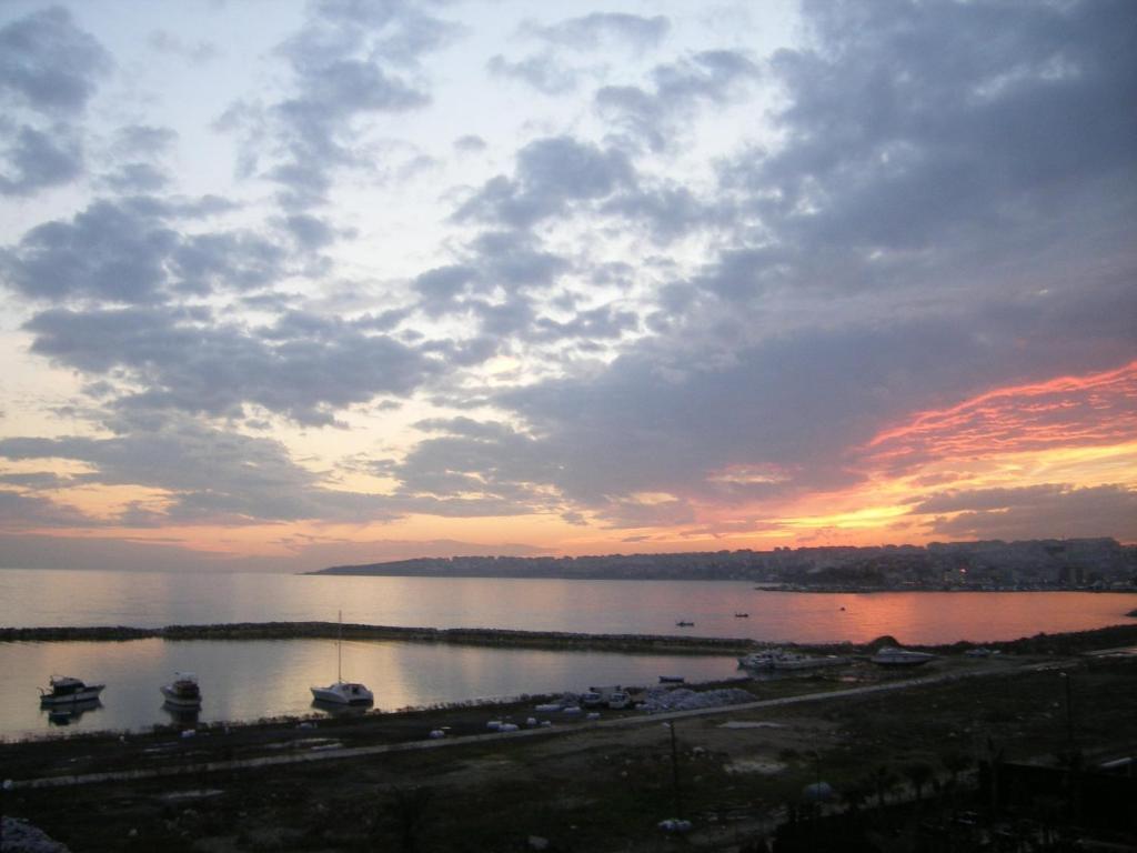 Pelikan Hotel Buyukcekmece Bagian luar foto