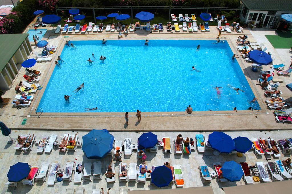 Pelikan Hotel Buyukcekmece Bagian luar foto